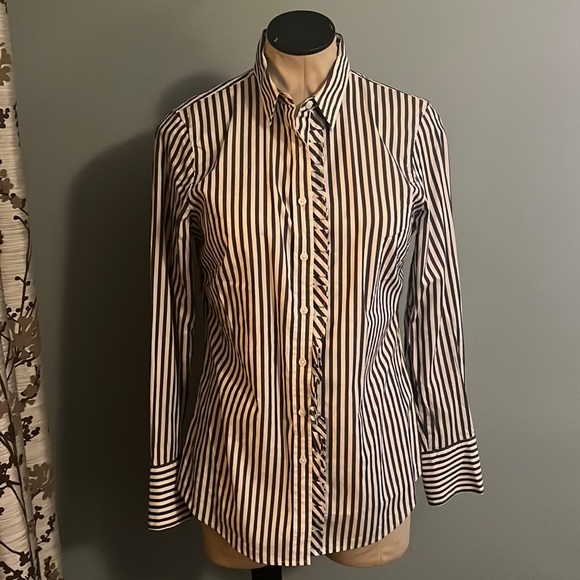 Structured button down with ruffle placket! - Picture 1 of 2